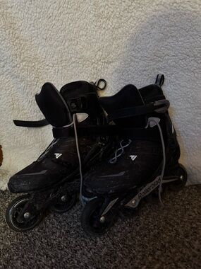Rollerblade Men’s Size 8 Inline Skates Black Adjustable Buckle Fitness Skates